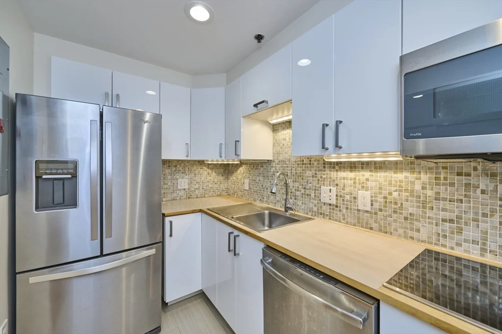 1 bed, 1 bath apartment for rent at 950 Massachusetts Ave Unit 2C, Harvard Square — photo 11 of 13