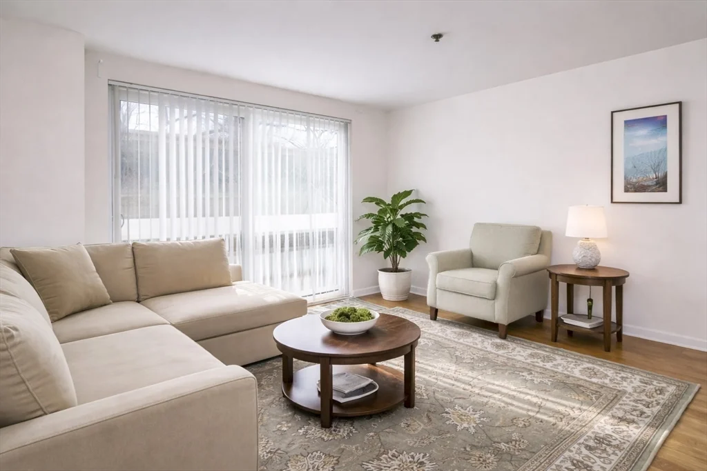 1 bed, 1 bath apartment for rent at 950 Massachusetts Ave Unit 2C, Harvard Square — photo 5 of 13