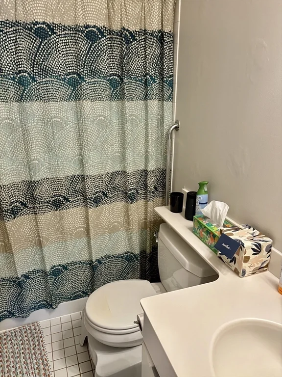 2 bed, 1 bath apartment for rent at 950 Massachusetts Ave Unit 318, Riverside — photo 7 of 12