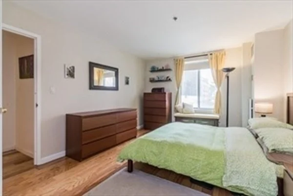 2 bed, 1 bath apartment for rent at 950 Massachusetts Ave Unit 318, Riverside — photo 5 of 12