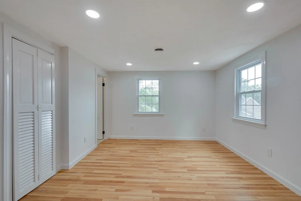 3 bed, 2 bath apartment for rent at 951 Main St, Lynnfield — photo 20 of 34