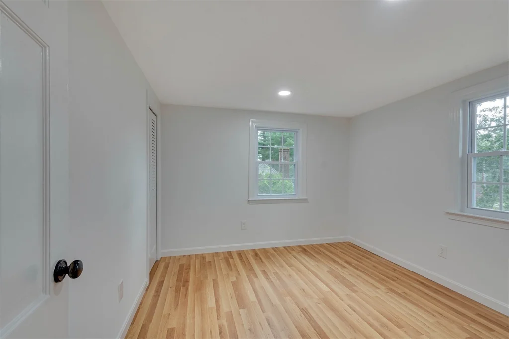 3 bed, 2 bath apartment for rent at 951 Main St, Lynnfield — photo 23 of 34