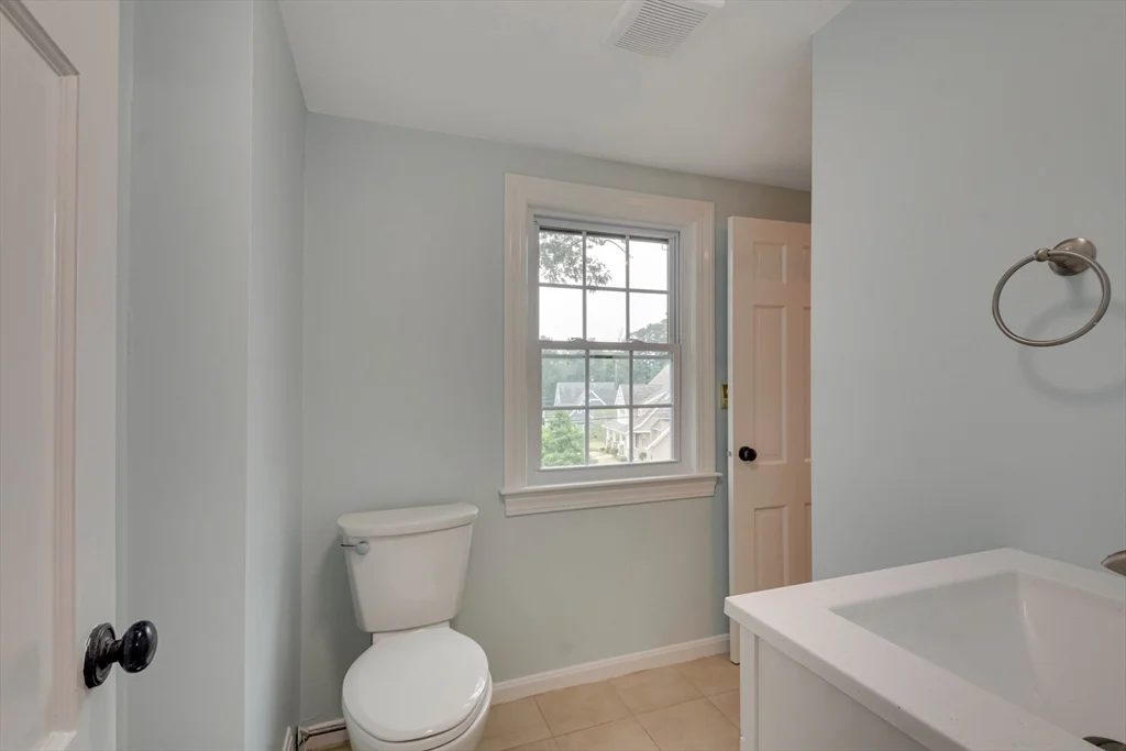 3 bed, 2 bath apartment for rent at 951 Main St, Lynnfield — photo 28 of 34