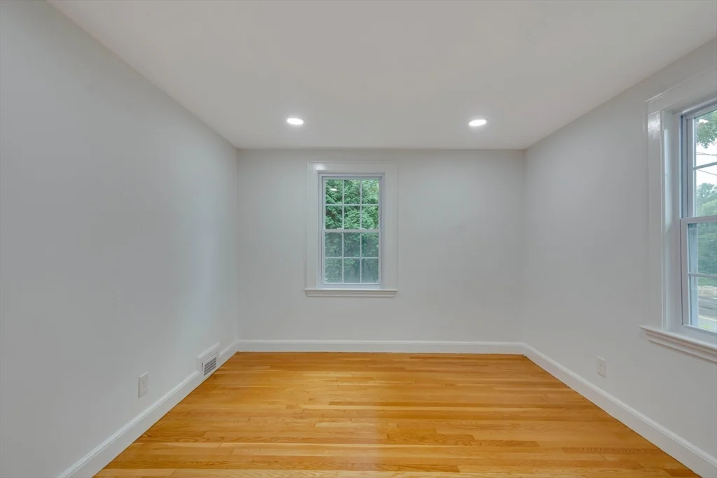 3 bed, 2 bath apartment for rent at 951 Main St, Lynnfield — photo 26 of 34
