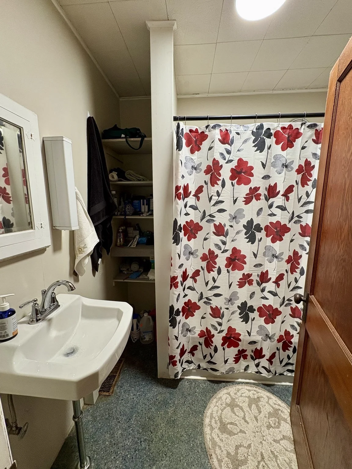 2 bed, 1 bath apartment for rent at 951 Main St Unit 1, Haverhill — photo 8 of 17