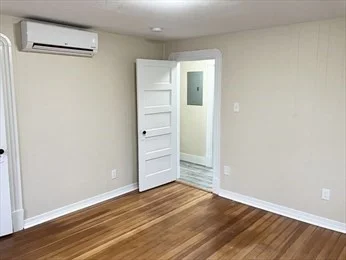 2 bed, 1 bath apartment for rent at 952 Temple St Unit 2, Whitman — photo 6 of 17