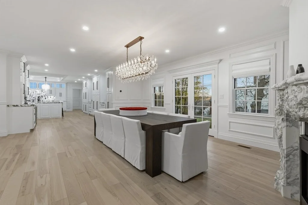 4 bed, 3 bath apartment for rent at 959 Chestnut St, Newton — photo 21 of 42