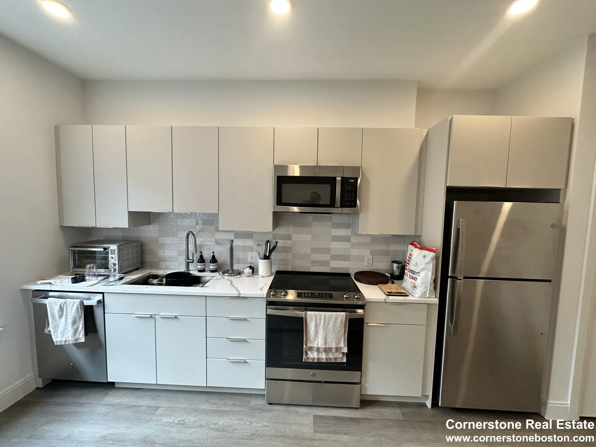 1 bed, 1 bath apartment for rent at 959 Dorchester Ave Unit 303, Dorchester — photo 2 of 8