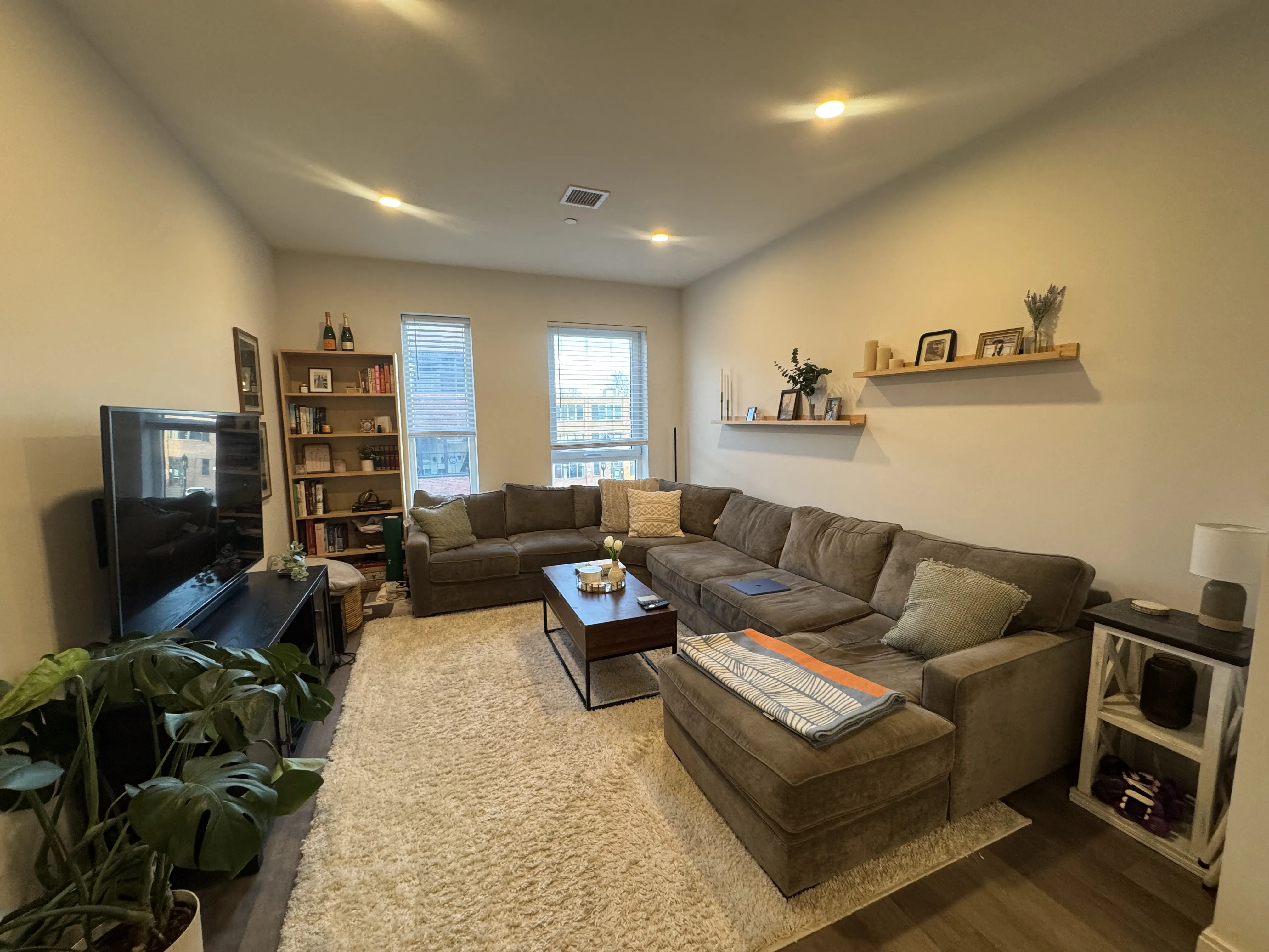 1 bed, 1 bath apartment for rent at 959 Dorchester Ave Unit 307, Dorchester — photo 2 of 21