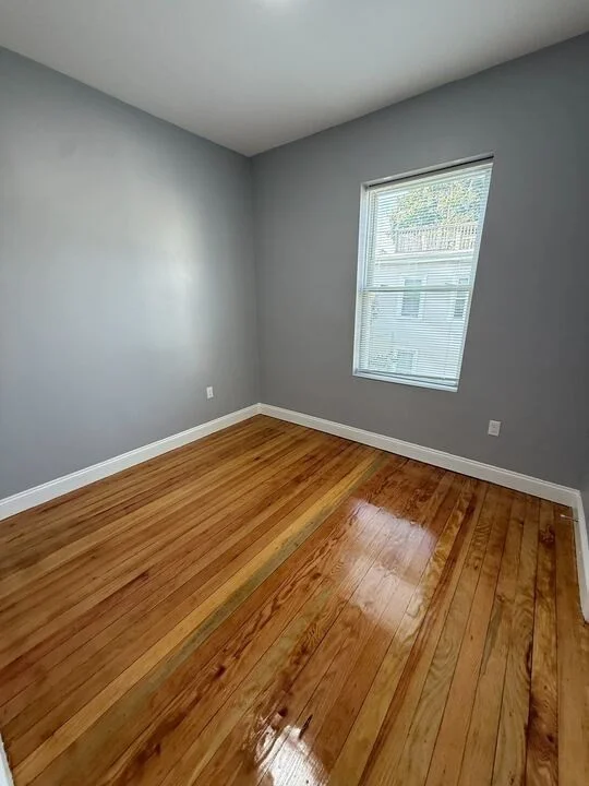 4 bed, 1 bath apartment for rent at 96-98 Blue Hill Ave Unit 2, Roxbury — photo 15 of 19