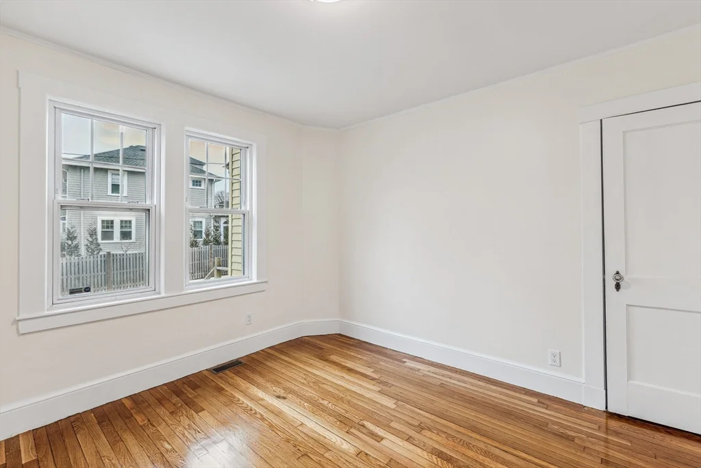 3 bed, 2 bath apartment for rent at 96-98 Elmer Rd Unit 1, Boston — photo 7 of 9