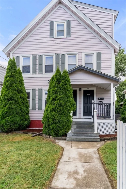 2 bed, 1 bath apartment for rent at 96-98 Fisher St Unit 1, North Attleboro — photo 9 of 9