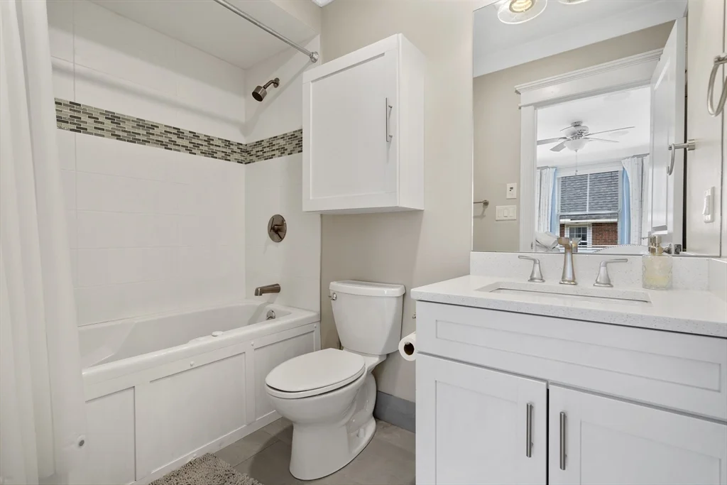 3 bed, 3 bath apartment for rent at 96 Bolton St Unit 96, South Boston — photo 12 of 19