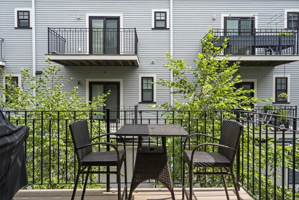3 bed, 3 bath apartment for rent at 96 Bolton St Unit 96, South Boston — photo 7 of 19