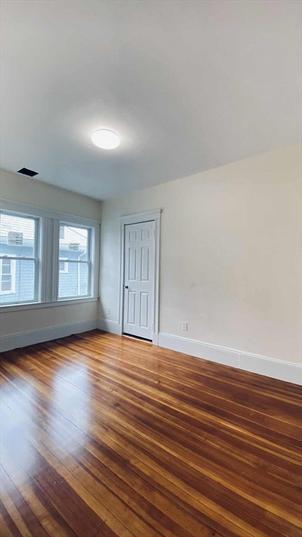 3 bed, 2 bath apartment for rent at 96 Brayton Rd Unit 2, Brighton — photo 5 of 13