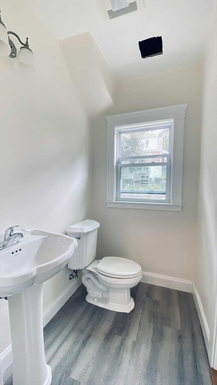 3 bed, 2 bath apartment for rent at 96 Brayton Rd Unit 2, Brighton — photo 12 of 13