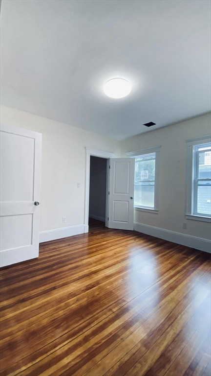3 bed, 2 bath apartment for rent at 96 Brayton Rd Unit 2, Brighton — photo 6 of 13