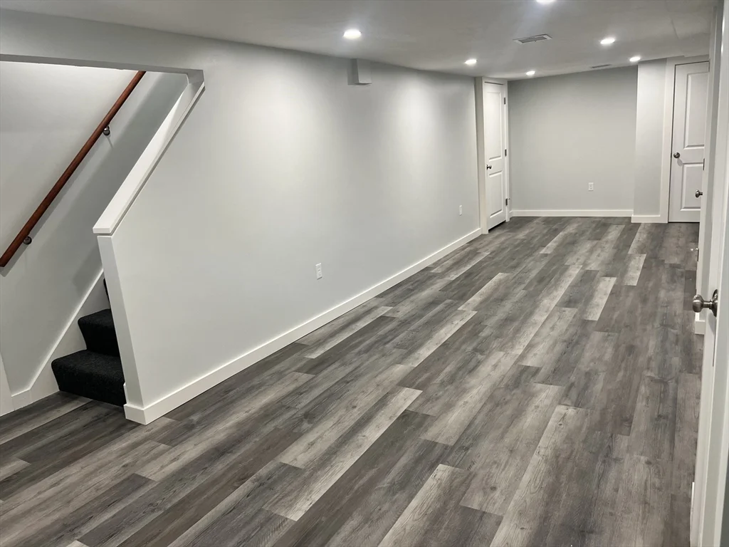 4 bed, 2 bath apartment for rent at 96 Buchanan Rd, West Roxbury — photo 15 of 20