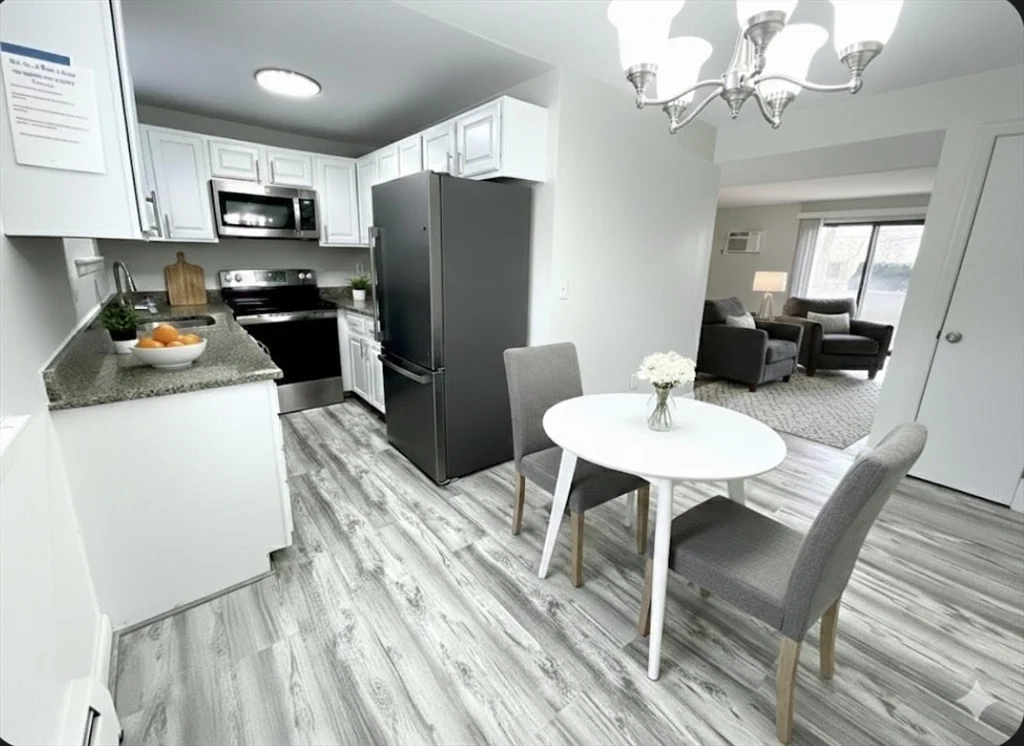 2 bed, 1 bath apartment for rent at 96 C Charles River Rd Unit c, Waltham — photo 1 of 9