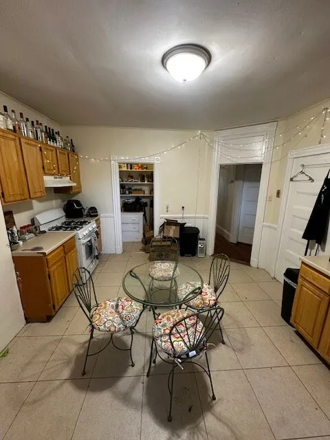 3 bed, 1 bath apartment for rent at 96 Calumet St Unit 1, Mission Hill — photo 5 of 14
