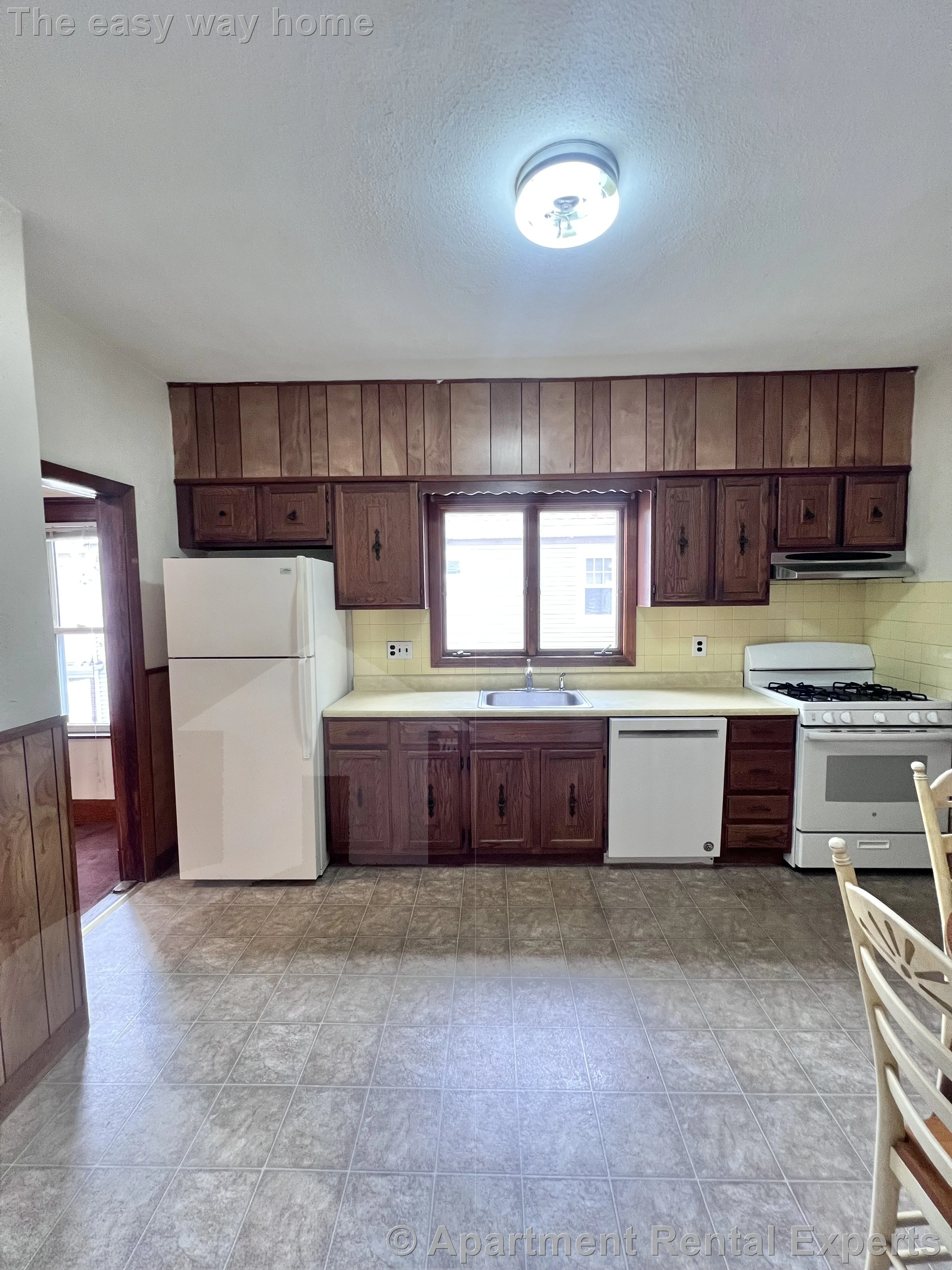 2 bed, 1 bath apartment for rent at 96 Capen St Unit 2, Tufts — photo 16 of 18