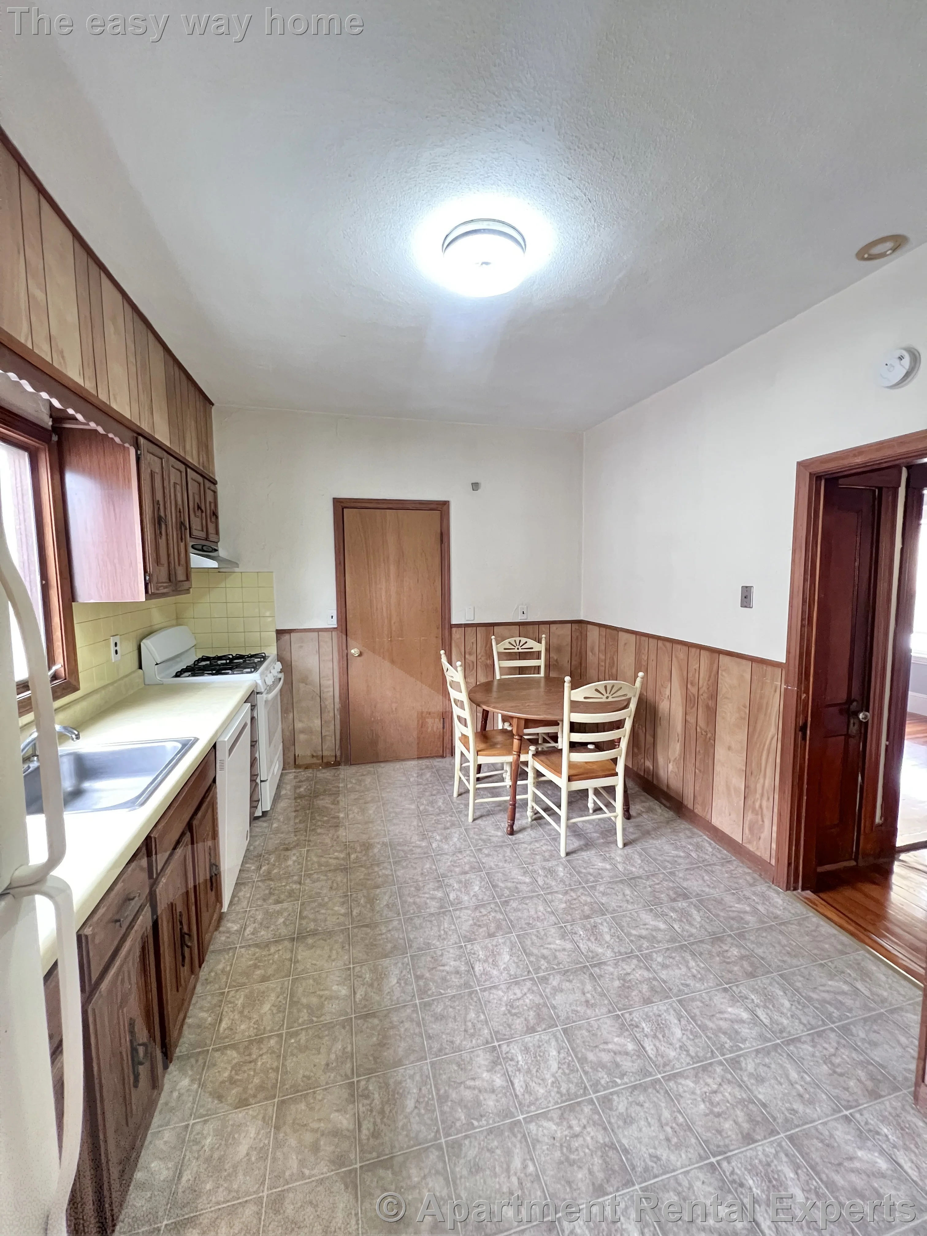 2 bed, 1 bath apartment for rent at 96 Capen St Unit 2, Tufts — photo 17 of 18