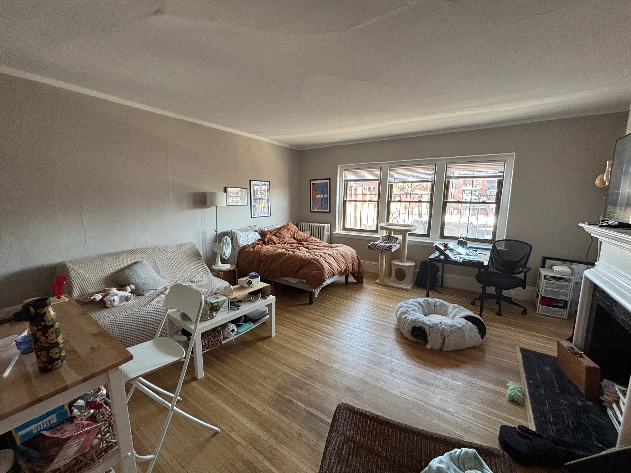 Studio bed, 1 bath apartment for rent at 96 Charles St Unit 15, Beacon Hill — photo 2 of 11