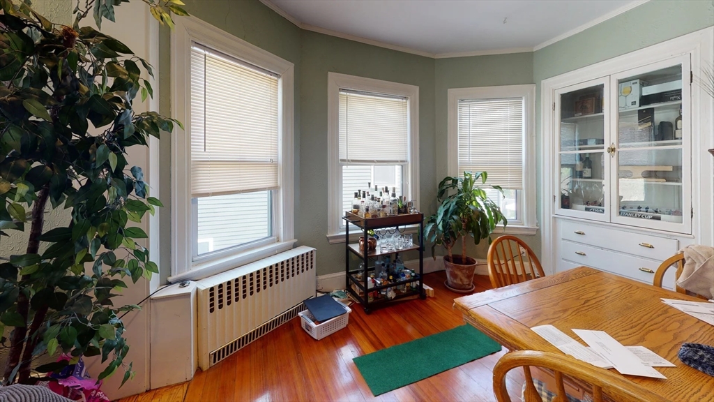 5 bed, 2 bath apartment for rent at 96 Columbia St Unit 2, Brookline — photo 7 of 17
