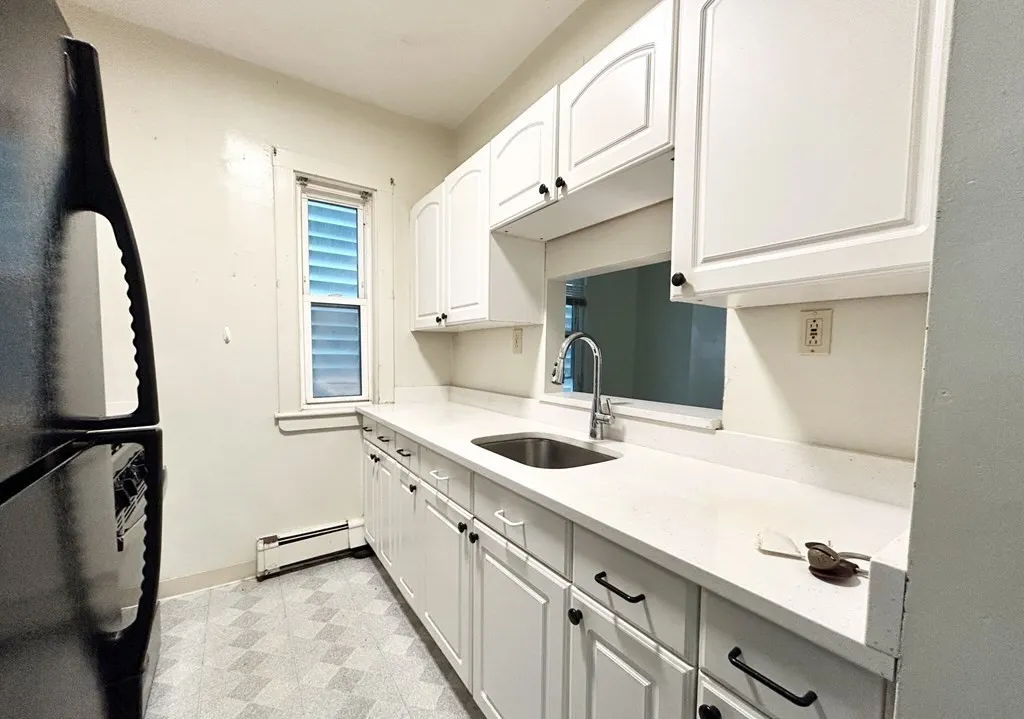 2 bed, 1 bath apartment for rent at 96 Cottage St Unit 1, Boston — photo 2 of 8