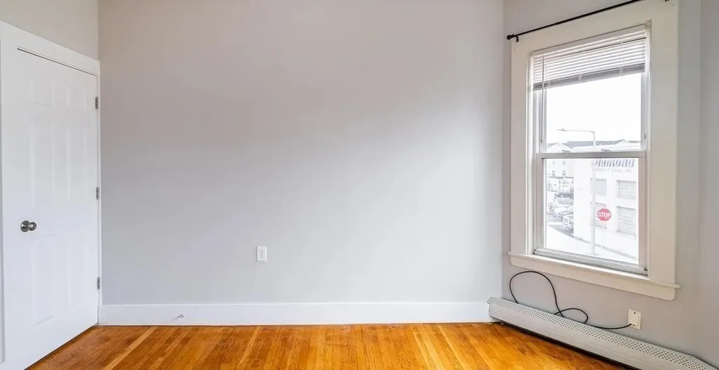 2 bed, 1 bath apartment for rent at 96 East Cottage Unit 2, Boston — photo 11 of 15