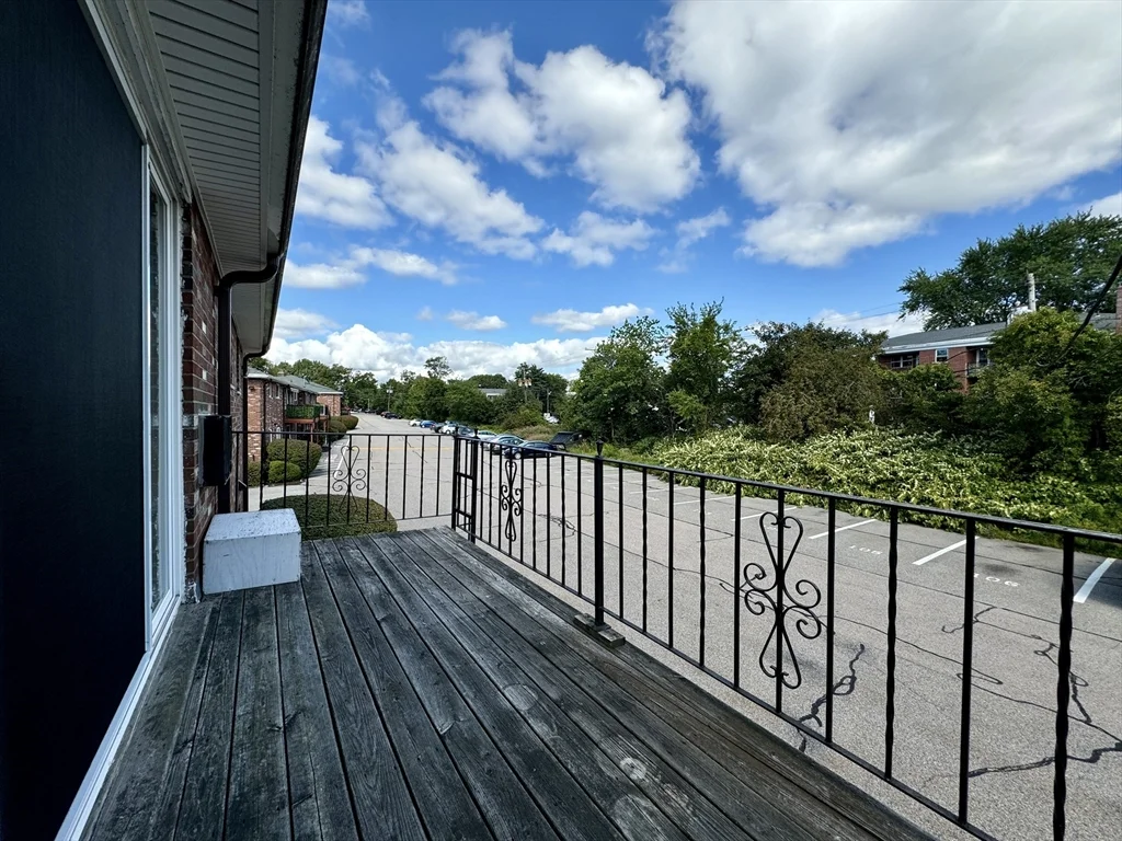 2 bed, 1 bath apartment for rent at 96 Fountain Ln Unit 11, Weymouth — photo 11 of 14