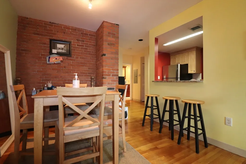 1 bed, 1 bath apartment for rent at 96 Gainsborough St Unit 107W, Fenway