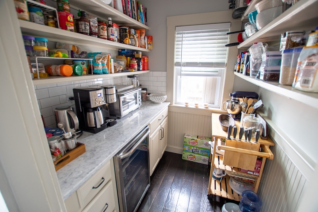 2 bed, 1 bath apartment for rent at 96 Grant Ave Unit 96, Medford — photo 8 of 25