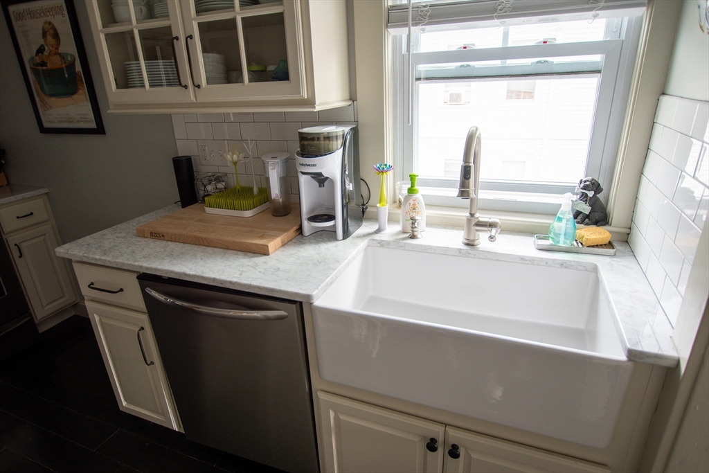 2 bed, 1 bath apartment for rent at 96 Grant Ave Unit 96, Medford — photo 7 of 25