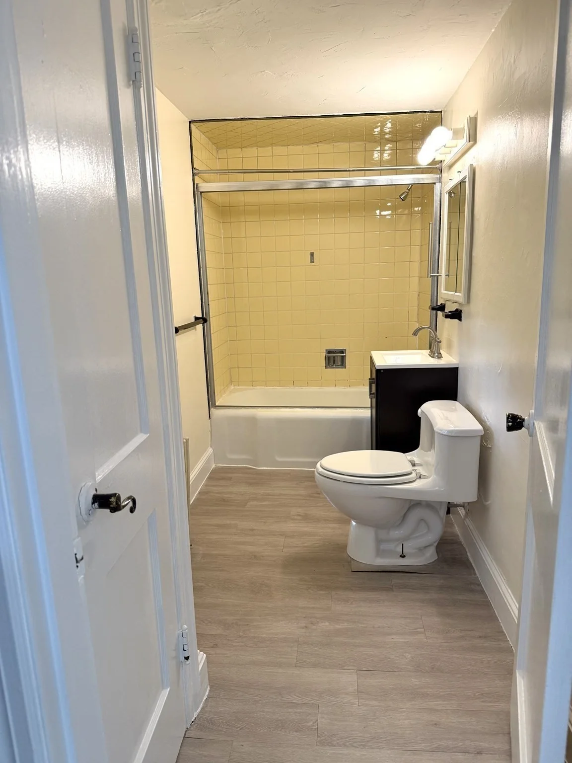 1 bed, 1 bath apartment for rent at 96 Greenleaf Unit 1, Quincy — photo 11 of 16