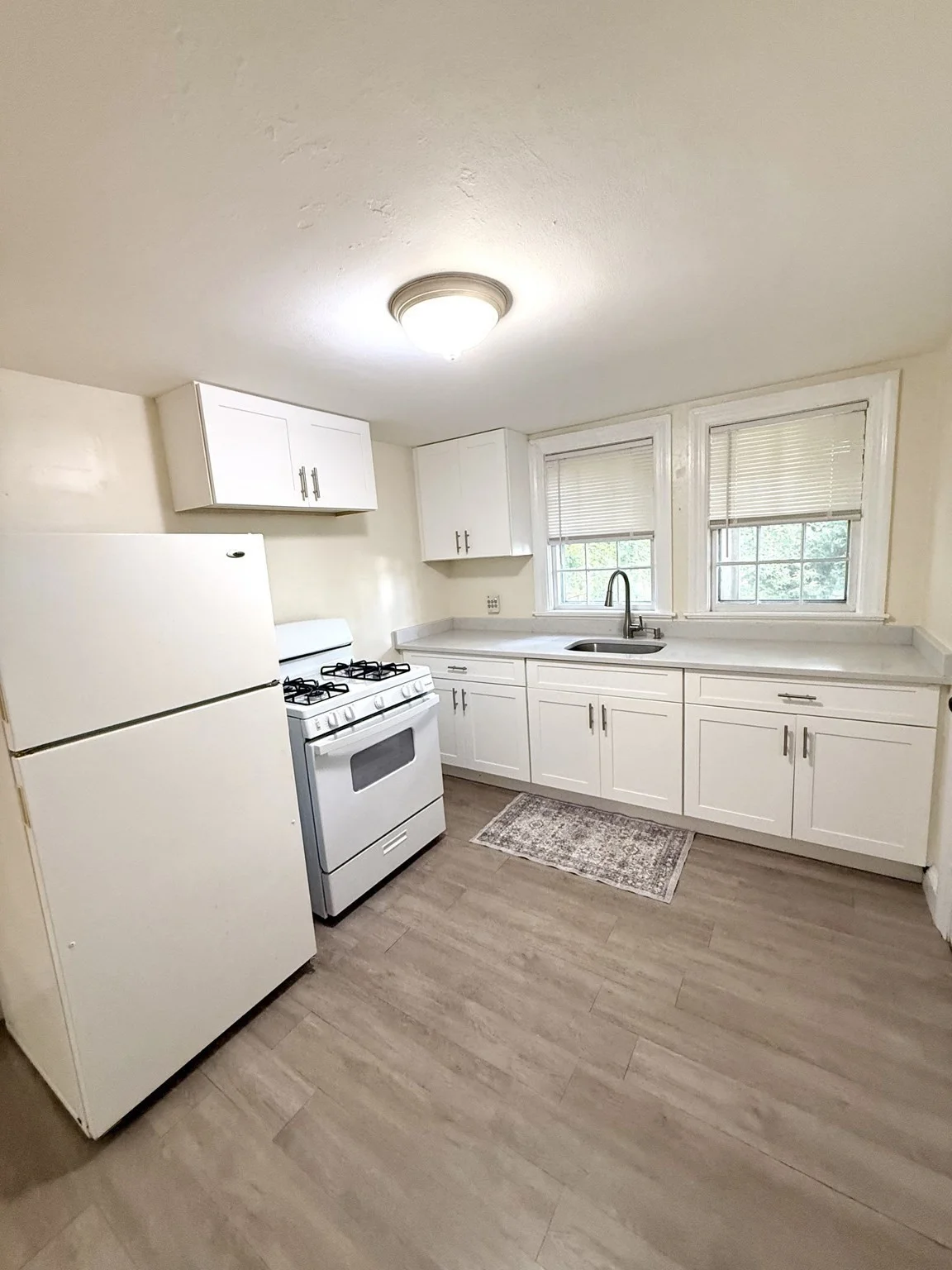 1 bed, 1 bath apartment for rent at 96 Greenleaf Unit 1, Quincy — photo 12 of 16