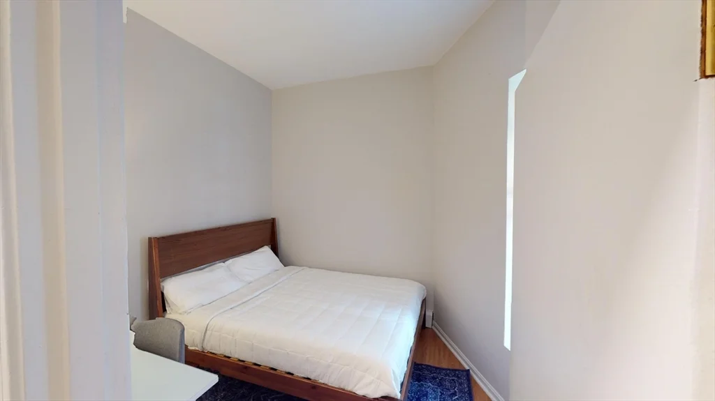 3 bed, 1 bath apartment for rent at 96 Hammond St Unit 1, South End — photo 7 of 14