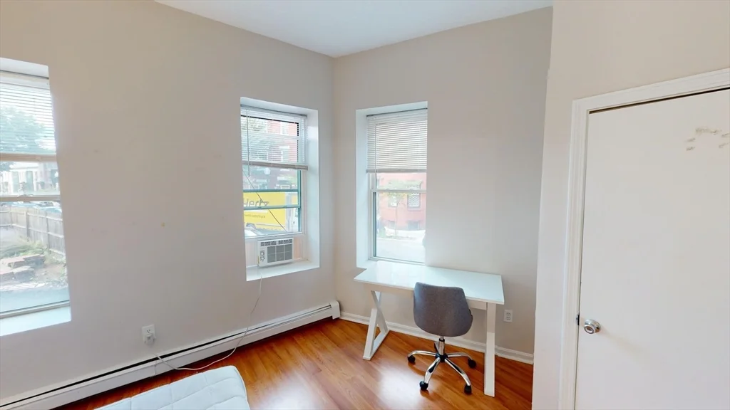 3 bed, 1 bath apartment for rent at 96 Hammond St Unit 1, South End — photo 11 of 14