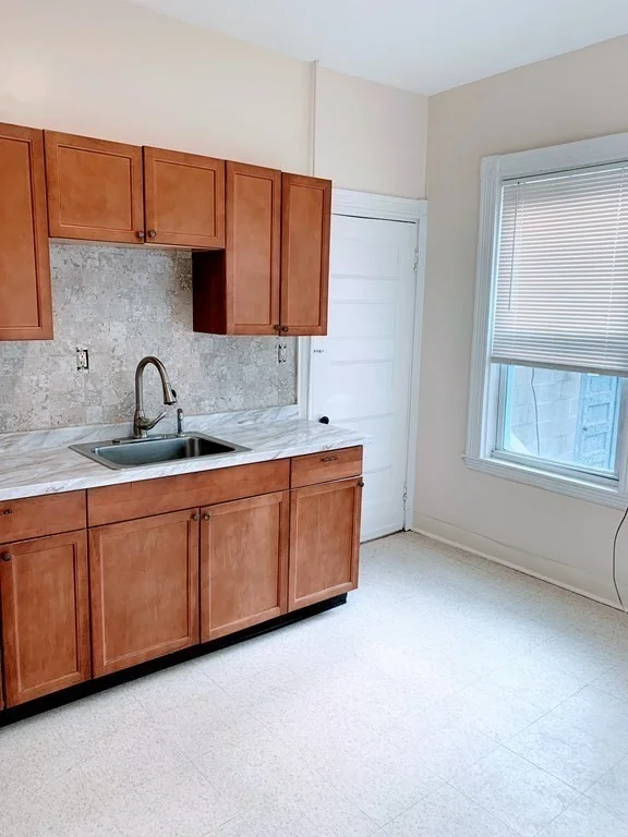 1 bed, 1 bath apartment for rent at 96 Harrishof St Unit 1, Roxbury — photo 7 of 11