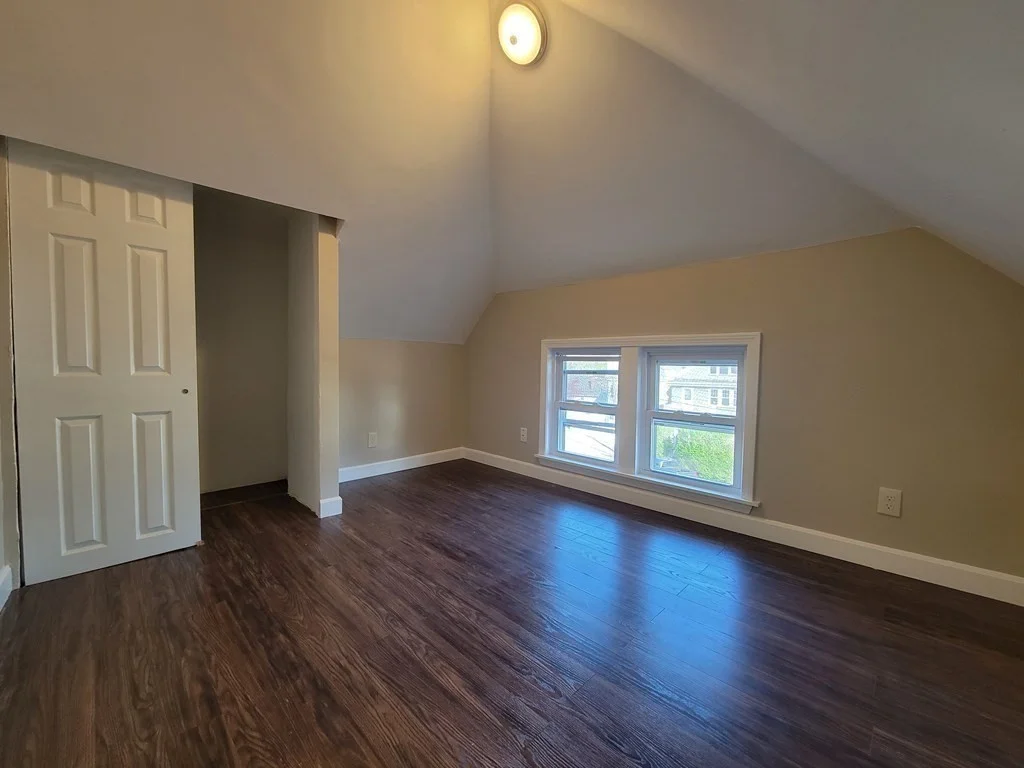 6 bed, 4+ bath apartment for rent at 96 Houston Ave Unit 96, Milton — photo 16 of 25