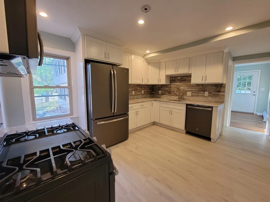 6 bed, 4+ bath apartment for rent at 96 Houston Ave Unit 96, Milton — photo 7 of 25