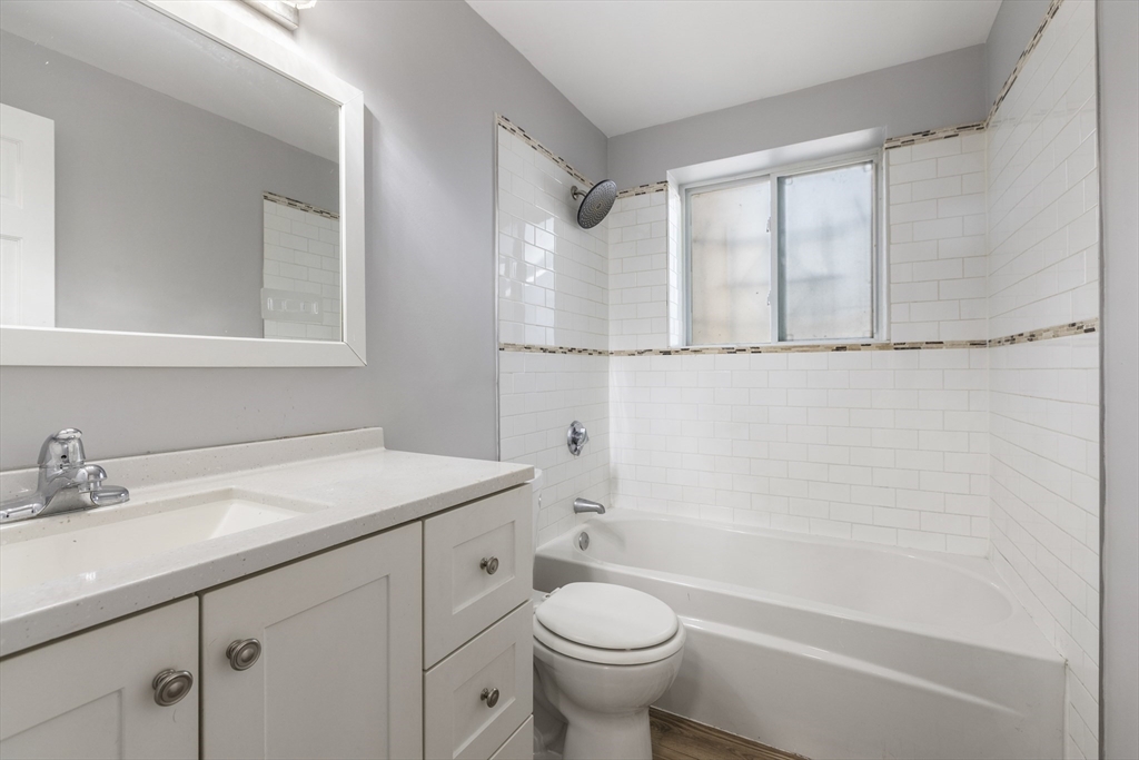 2 bed, 1 bath apartment for rent at 96 Itasca St Unit 96-1, Mattapan — photo 10 of 17