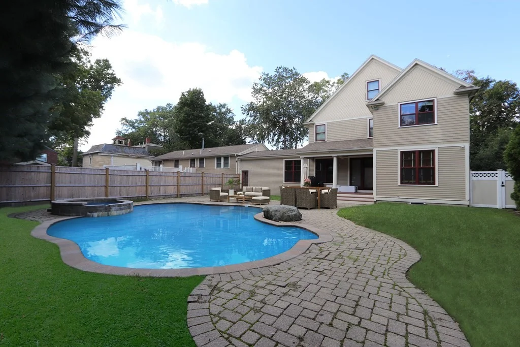 5 bed, 4+ bath apartment for rent at 96 Jewett St Unit 96, Newton — photo 11 of 11
