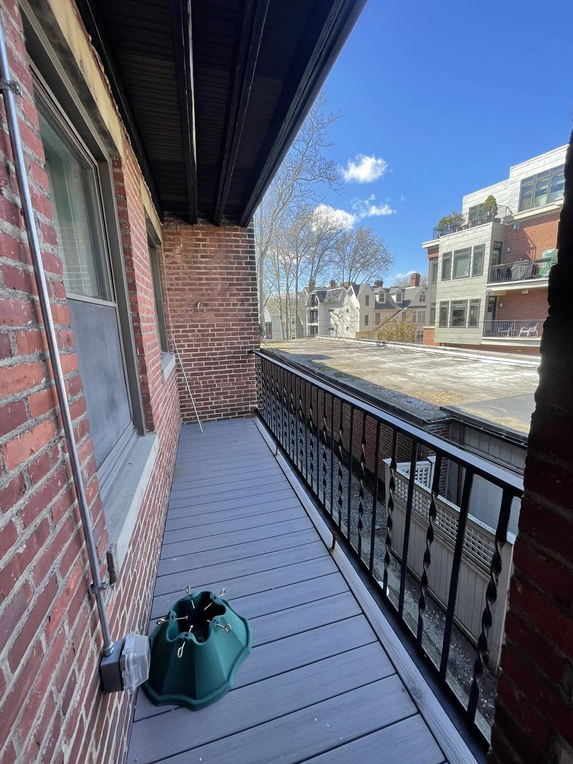 3 bed, 1 bath apartment for rent at 96 Longwood Unit 1, Coolidge Corner — photo 9 of 14