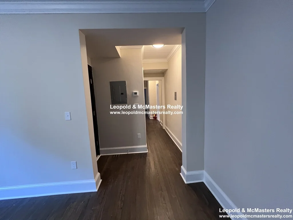 3 bed, 1 bath apartment for rent at 96 Longwood Unit 1, Coolidge Corner — photo 11 of 12
