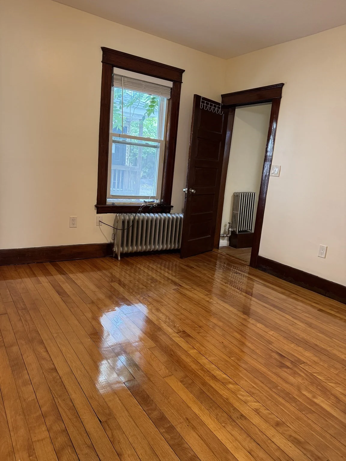3 bed, 1 bath apartment for rent at 96 Lovell Unit 1, Worcester — photo 9 of 12