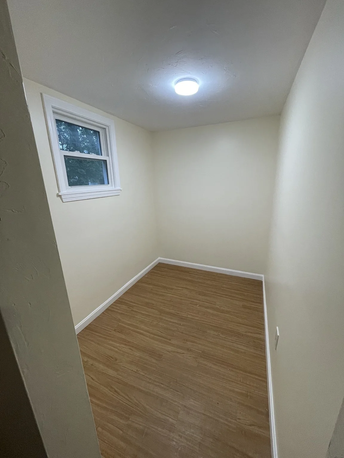 3 bed, 1 bath apartment for rent at 96 Lovell Unit 1, Worcester — photo 8 of 12
