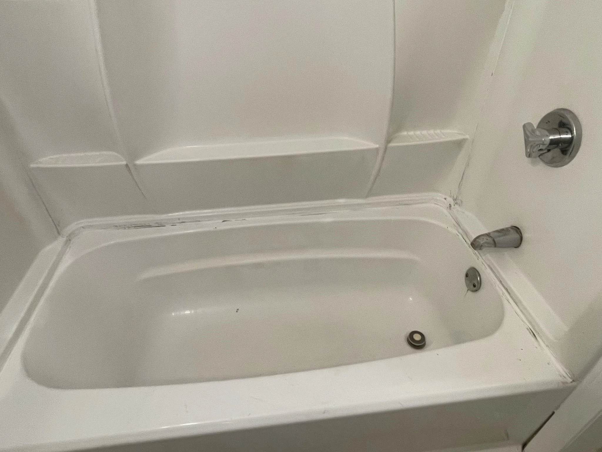3 bed, 1 bath apartment for rent at 96 Lovell Unit 1, Worcester — photo 7 of 12