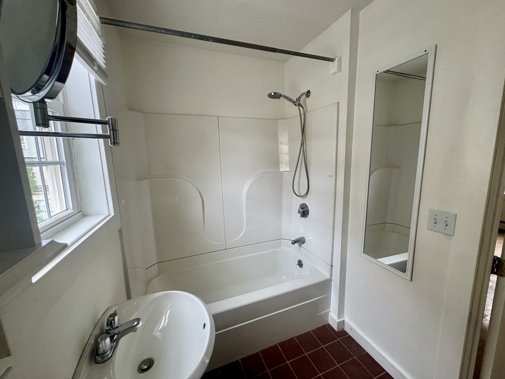 2 bed, 1 bath apartment for rent at 96 Main St Unit 1, Fairhaven — photo 19 of 27