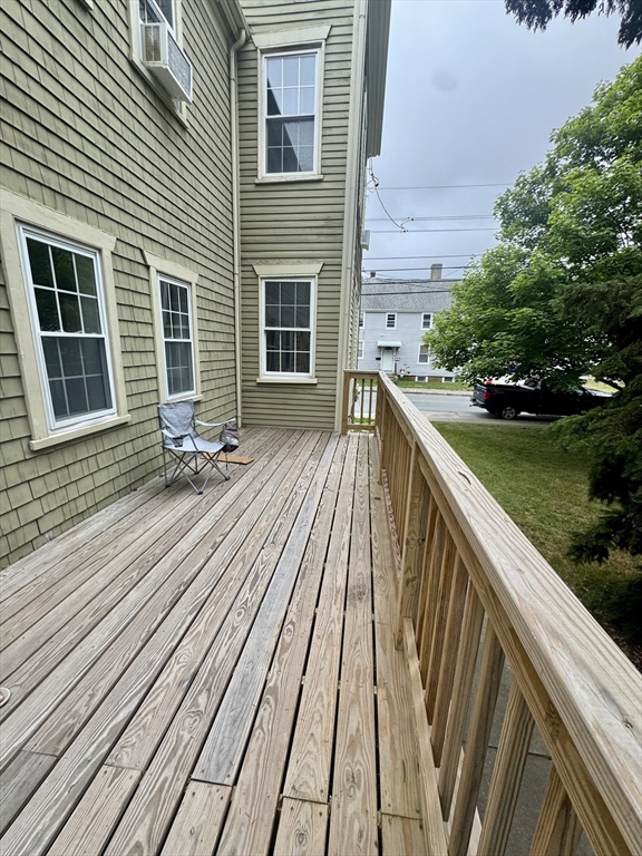 2 bed, 1 bath apartment for rent at 96 Main St Unit 1, Fairhaven — photo 4 of 27
